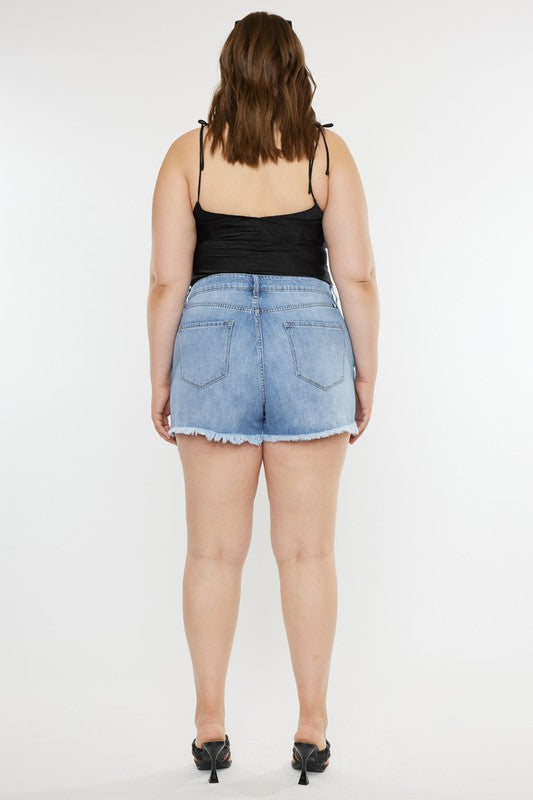 PLUS HIGH RISE MOM SHORTS