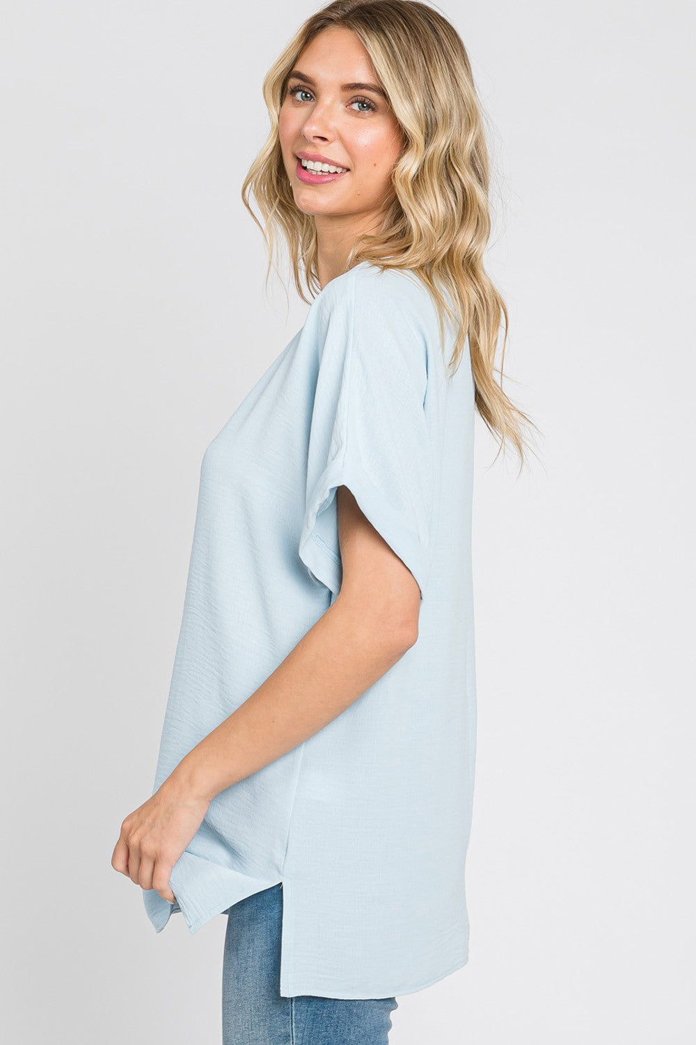 SOLID MILANO V-NECK CUFFED SLEEVE TOP